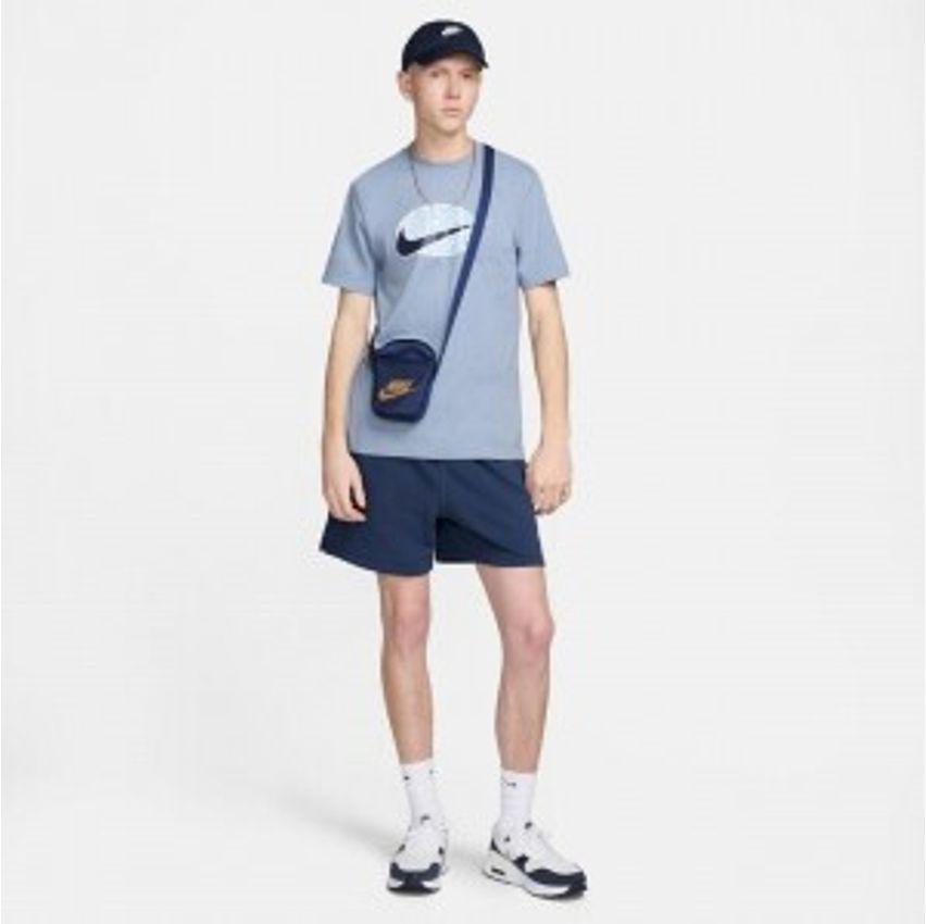 Camiseta Nike Sportswear Swoosh - Masculina